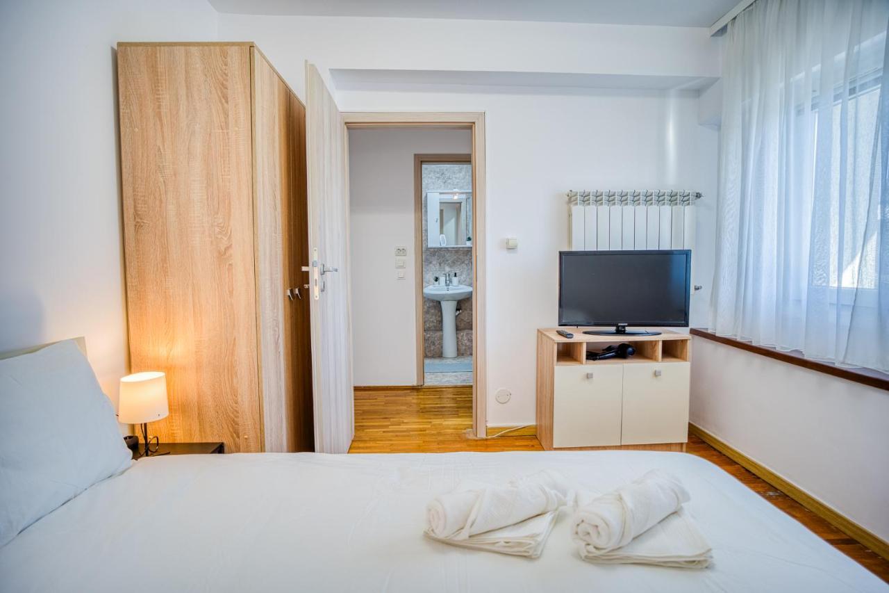Playful Retreat - 1br Cozy * Bucharest