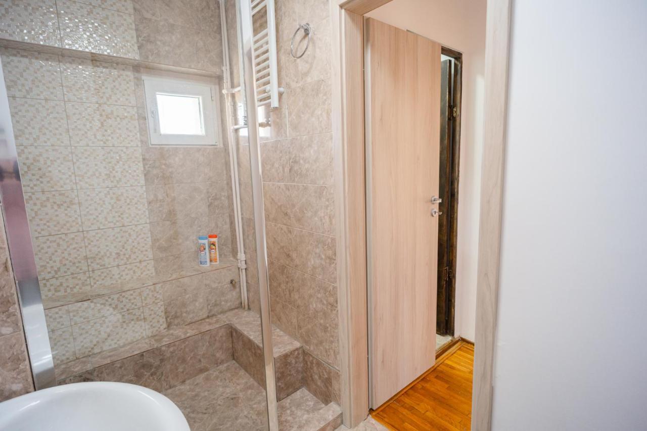 Playful Retreat - 1br Cozy * Bucharest