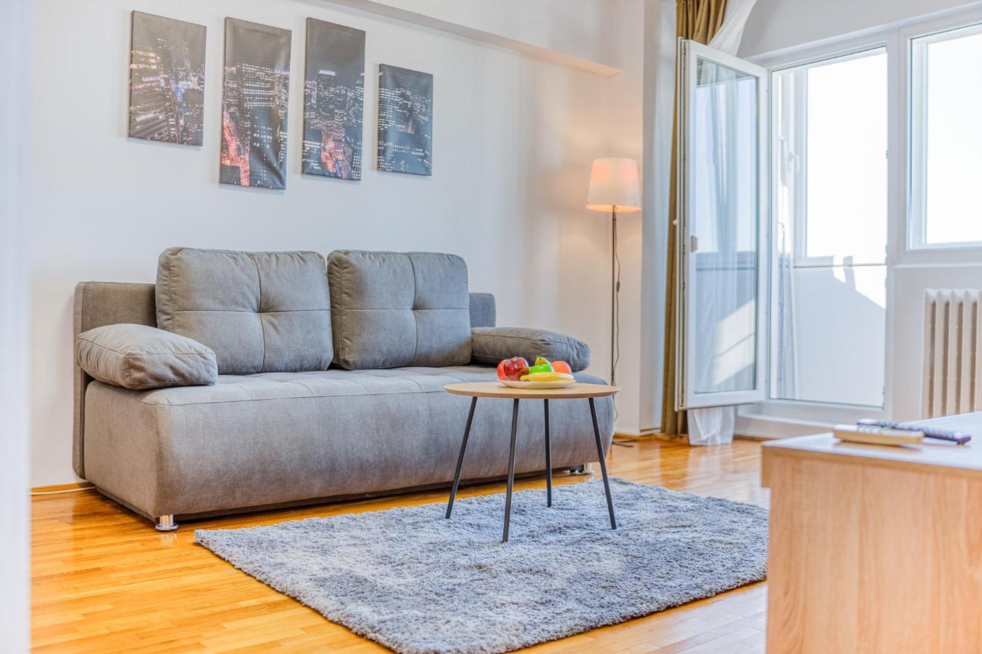 Playful Retreat - 1br Cozy Bucharest